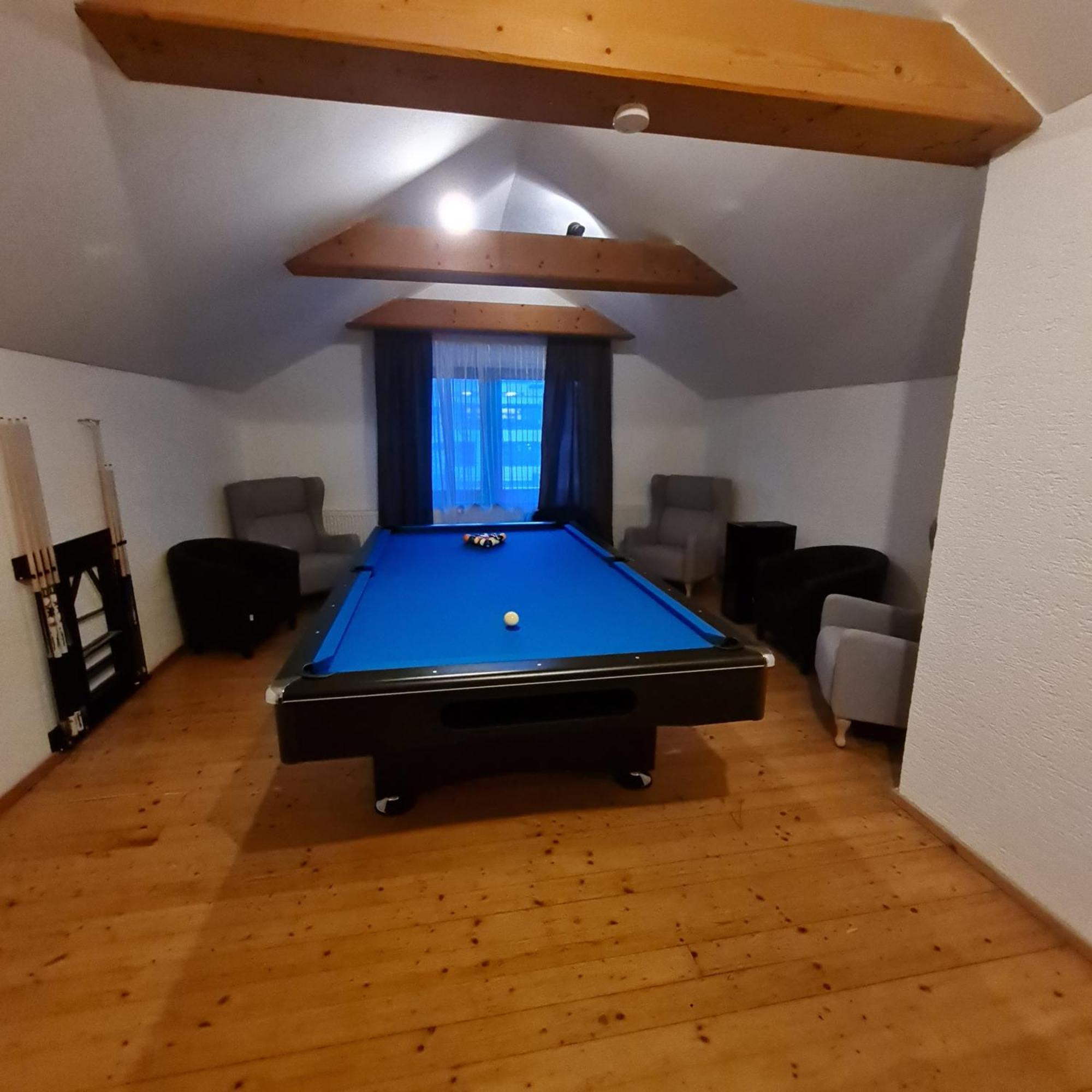 Sarahs Village Apartment - Billiard Und Kamingefluester Ottnang am Hausruck Esterno foto